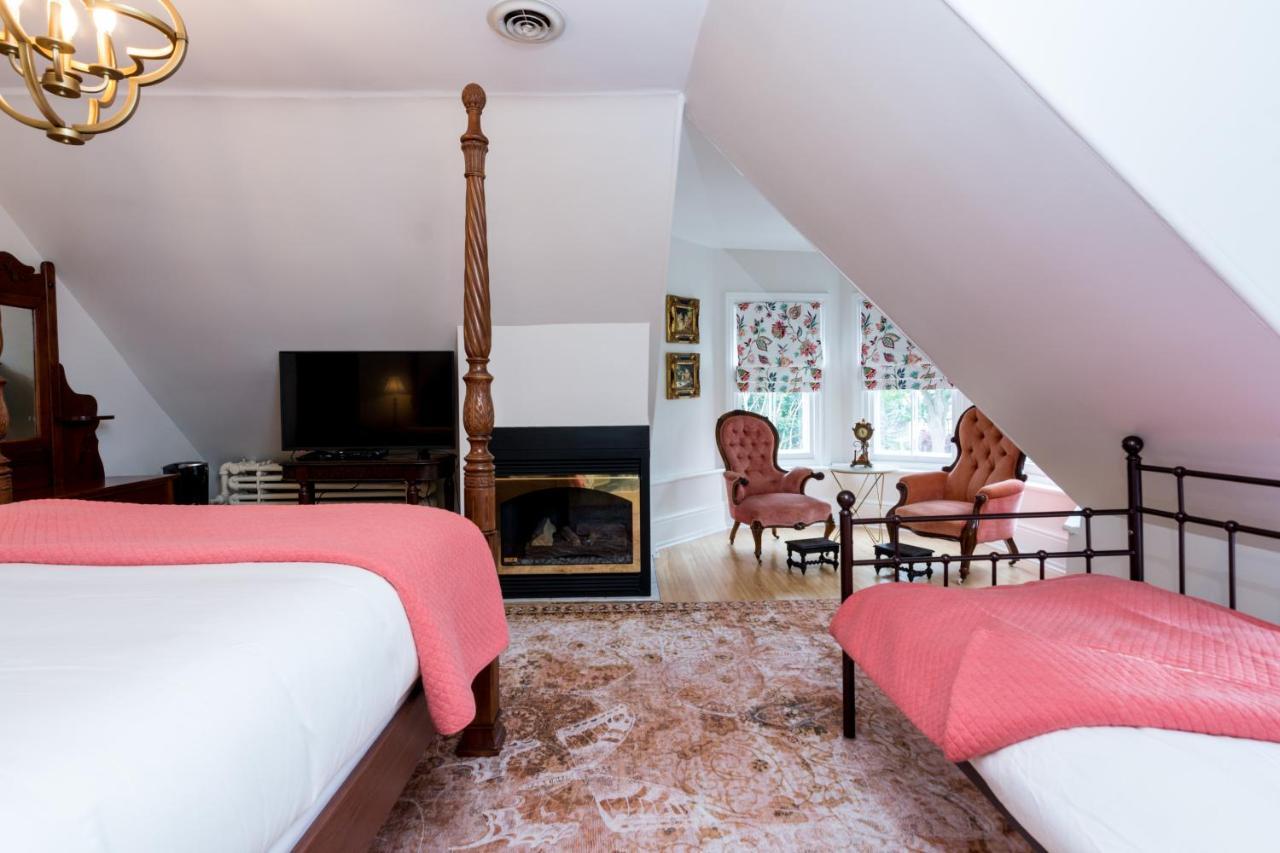 The Secret Garden Inn Κίνγκστον Εξωτερικό φωτογραφία