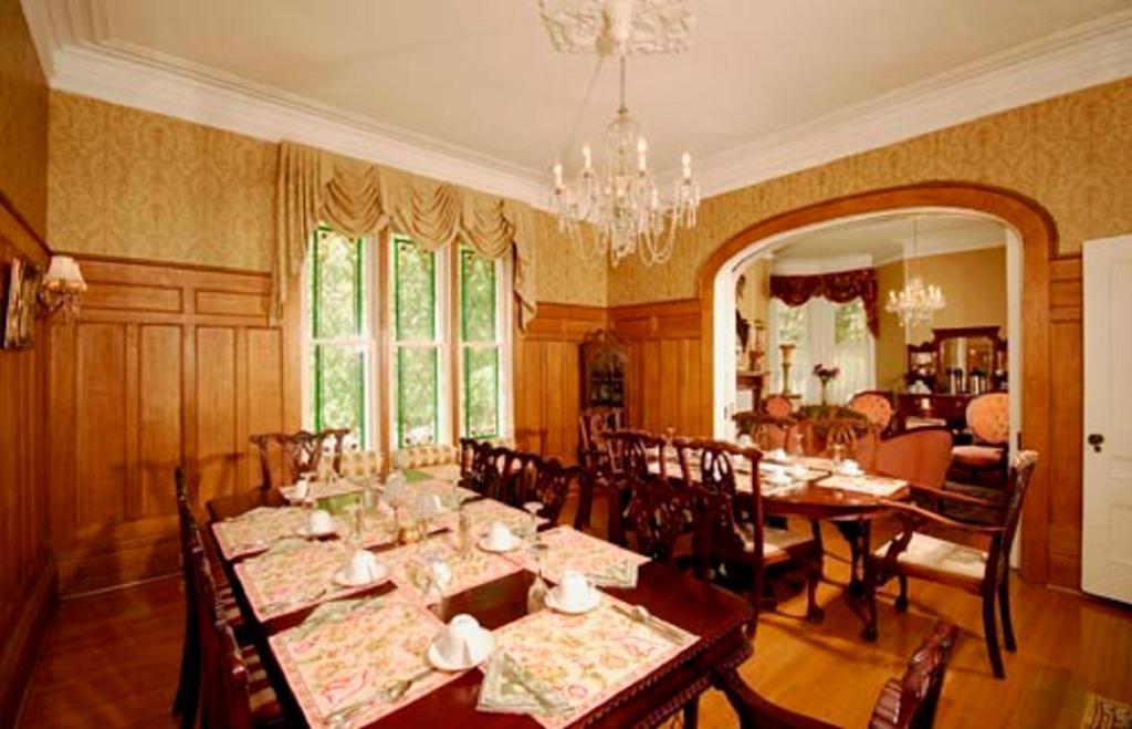 The Secret Garden Inn Κίνγκστον Εξωτερικό φωτογραφία